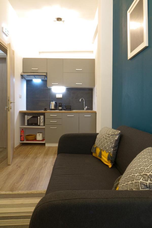 You & Me Cozy Apartments By Zain Афіни Екстер'єр фото